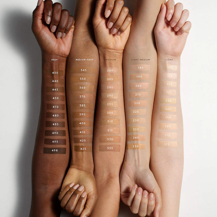 Fenty Beauty by Rihanna
Soft’Lit Naturally Luminous Hydrating Longwear Foundation