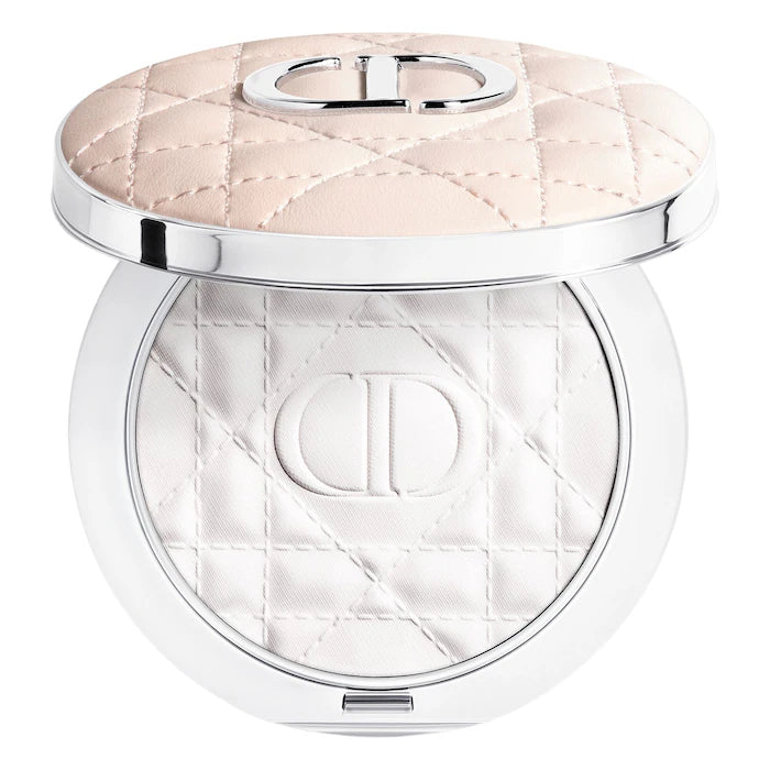 DIOR 
Forever Nude Matte and Radiant Pressed Powder