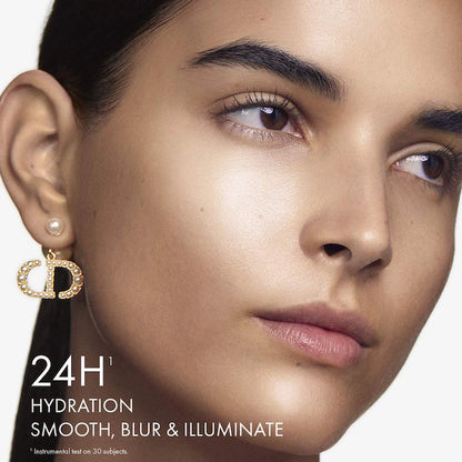 DIOR 
Forever Glow Star Filter Multi-Use Complexion Enhancing Booster