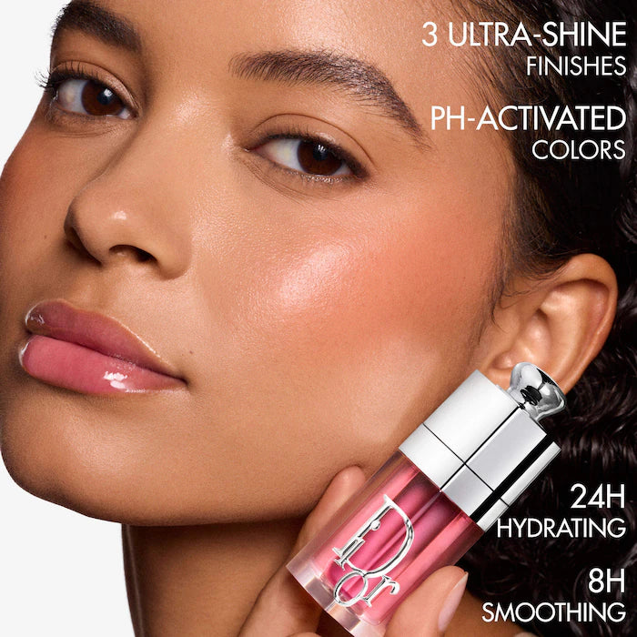 DIOR 
Lip Glow Oil Hydrating High-Shine Gloss