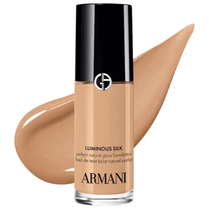 Armani Beauty 
Mini Luminous Silk Natural Glow Blurring Liquid Foundation with 24HR Wear